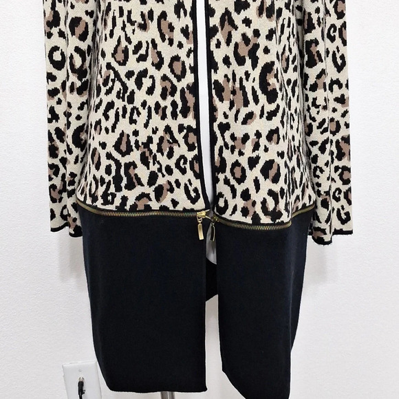Chico's Preppy Convertible Length Animal Print Academia Cardigan Sweater Size M - Picture 7 of 16